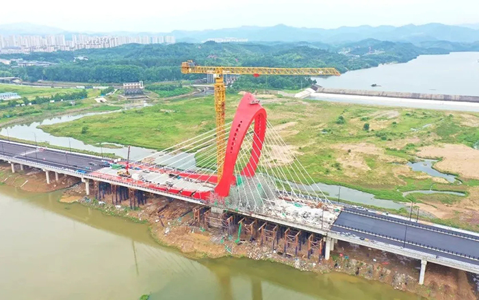 提前55天合龙！币游XGT2230-100S编织“红色摇篮”